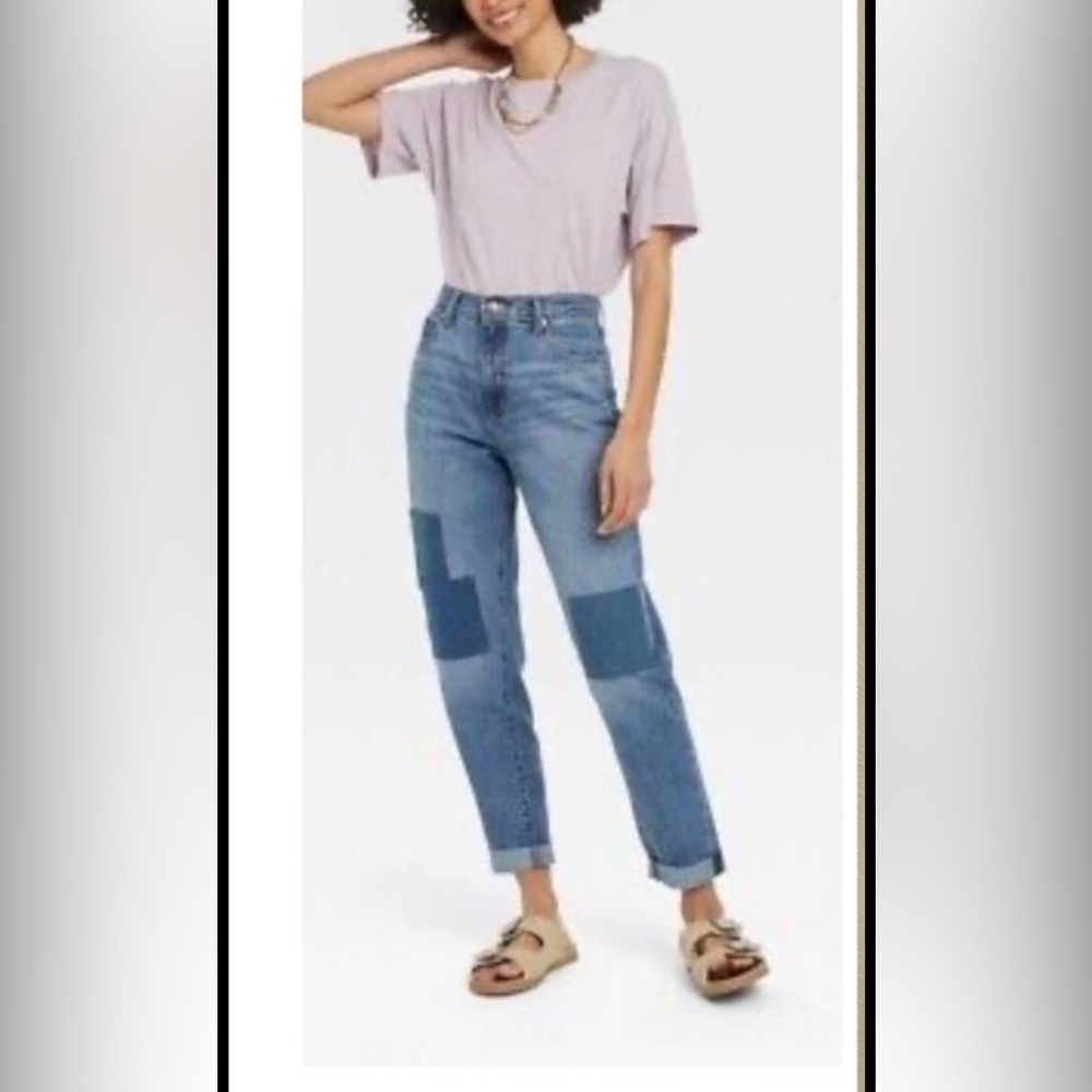 Universal Thread Relaxed Fit Blue Jeans with Dark patches size  8